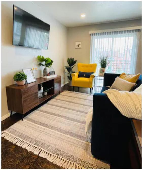Evie'S Campus-Close 2 Bedroom Luxury Oklahoma City Bagian luar foto