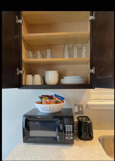 Evie'S Campus-Close 2 Bedroom Luxury Oklahoma City Bagian luar foto