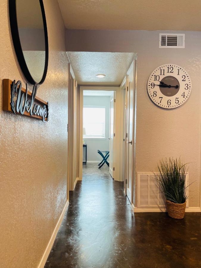 Evie'S Campus-Close 2 Bedroom Luxury Oklahoma City Bagian luar foto