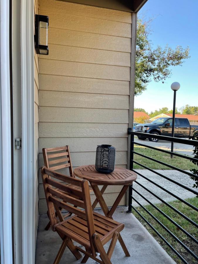 Evie'S Campus-Close 2 Bedroom Luxury Oklahoma City Bagian luar foto